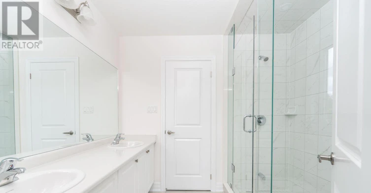 UPPER-4568 Lyons Parkway, Niagara Falls, ON, L2E 6S6 - 24