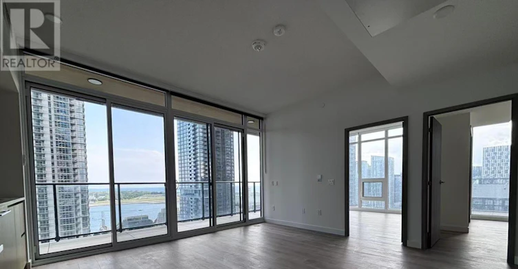 2511-3 Concord Cityplace Way, Toronto, ON, M5V 0X4 - 4