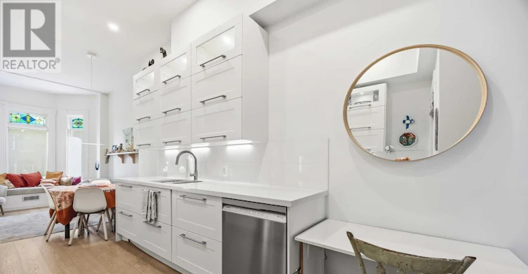 100 Seaton Main Street, Toronto, ON, M5A 2T3 - 8