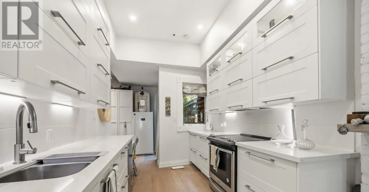 100 Seaton Main Street, Toronto, ON, M5A 2T3 - 10