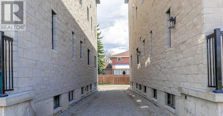 1-223 Grenfell Street, Oshawa, ON, L1J 4W3 - 15