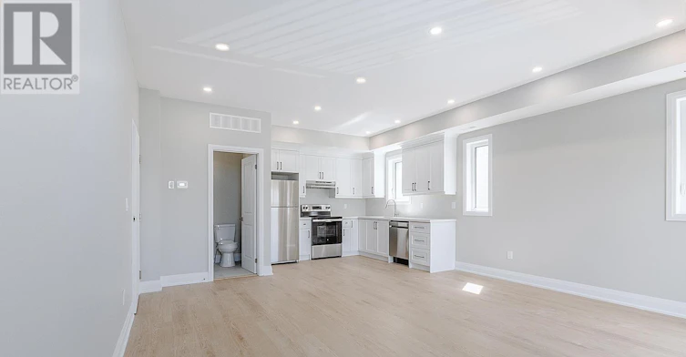 3-223 Grenfell Street, Oshawa, ON, L1J 4W3 - 4