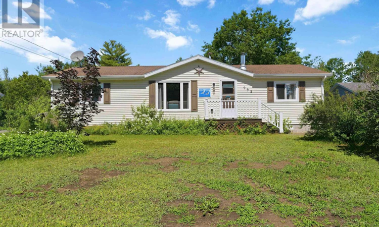 992 Howe Avenue