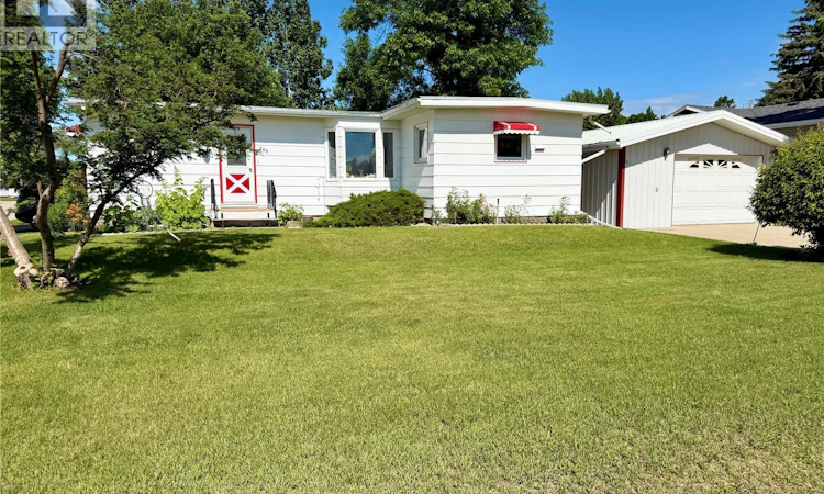 220 2nd Street W