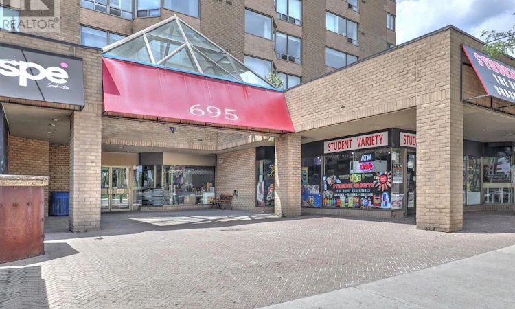 304-695 Richmond Street