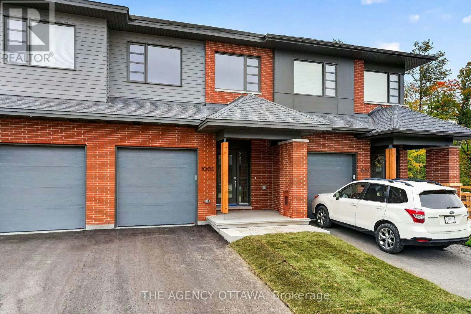 1005 Kitigan Grove, Ottawa, ON, K2K 0M9
