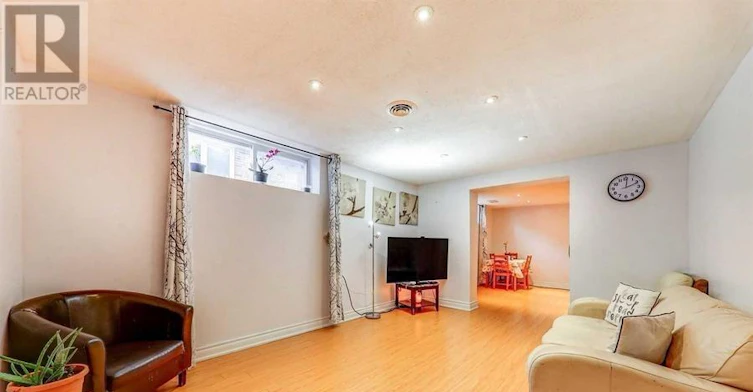BSMT-806 Scarborough Golf Clu Road, Toronto, ON, M1G 1J3 - 7