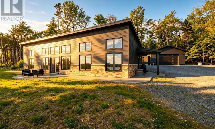 67 Uhlman Point Road