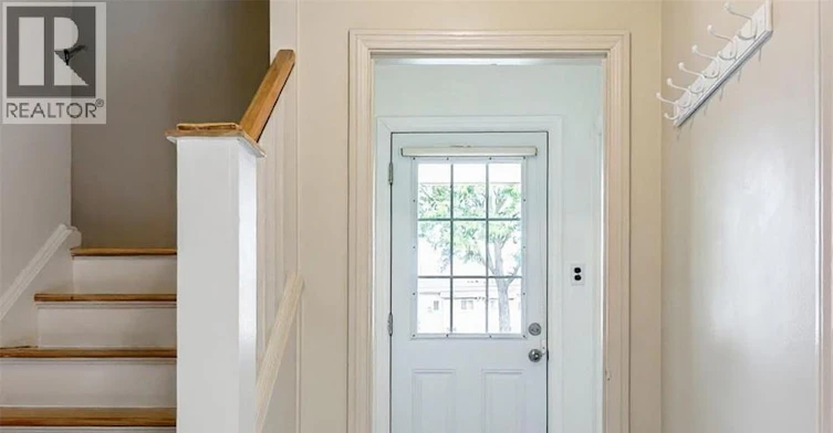 2163 College Avenue, Windsor, ON, N8B 1M6 - 5