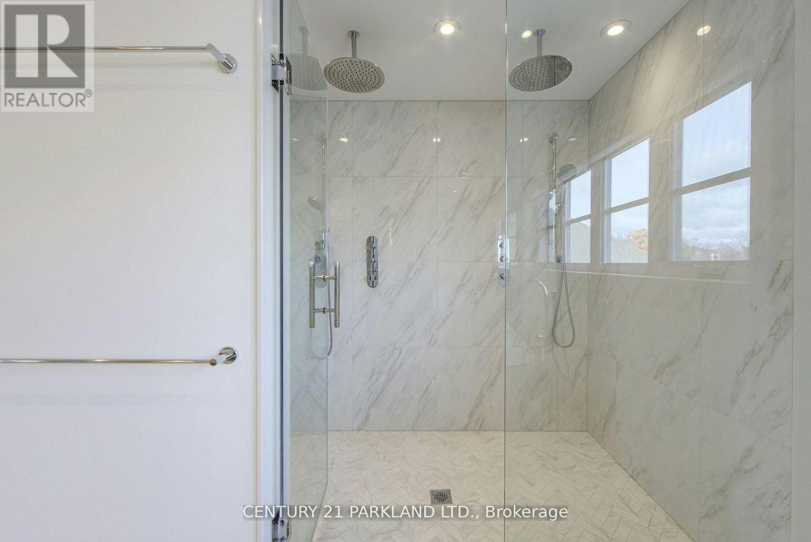 16 Flatbush Avenue, Vaughan, ON, L4L 8K3 - 39
