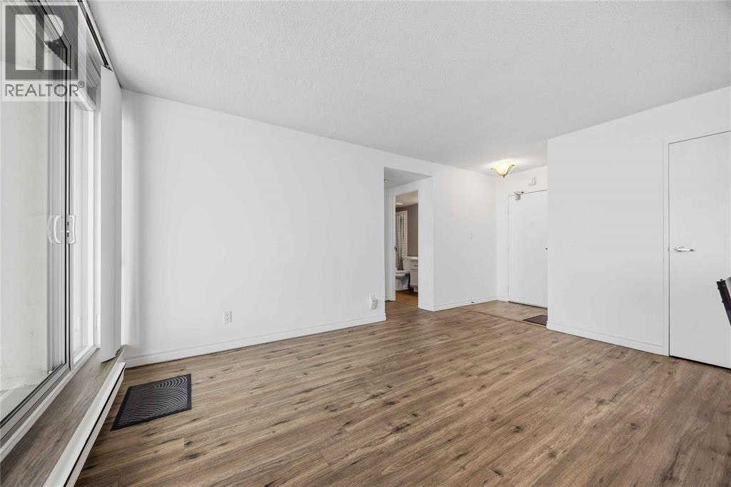 1004-155 Front Street North, Sarnia, ON, N7T 7V6 - 8