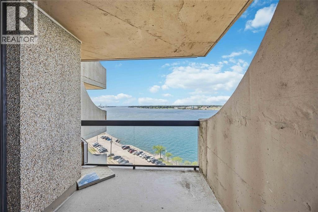 1004-155 Front Street North, Sarnia, ON, N7T 7V6 - 2