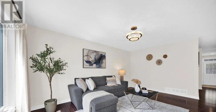 957 Messor Crescent, Ottawa, ON, K2S 0P2 - 7