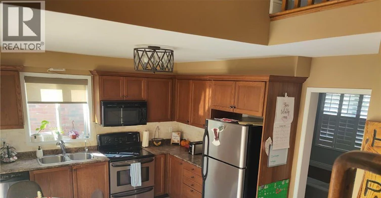 Upper-83 Osborn Avenue, Brantford, ON, N3T 6R3 - 5