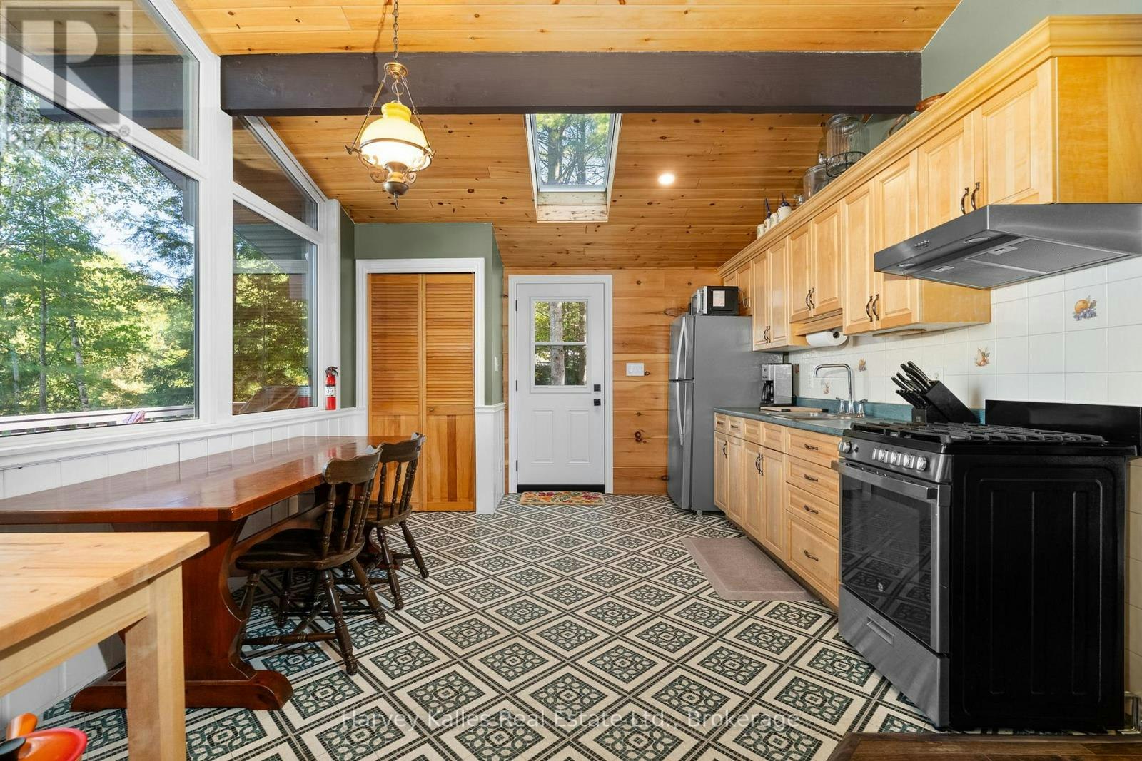 1003 Hollow Road, Algonquin Highlands, ON, P0A 1E0 - 14