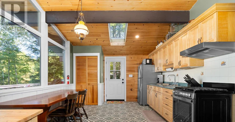 1003 Hollow Road, Algonquin Highlands, ON, P0A 1E0 - 14