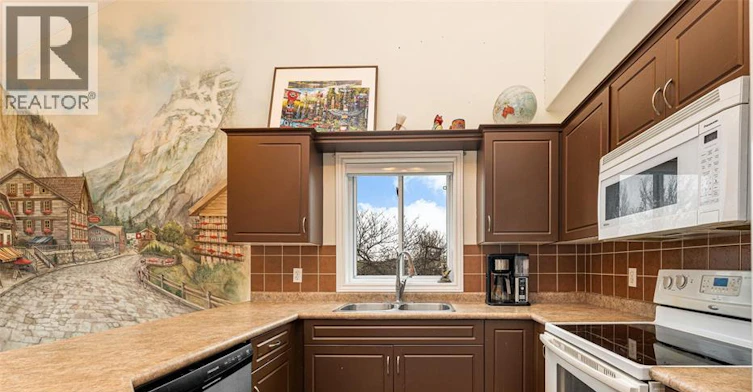 11460 Timber Bay Crescent, Windsor, ON, N8R 2K9 - 14