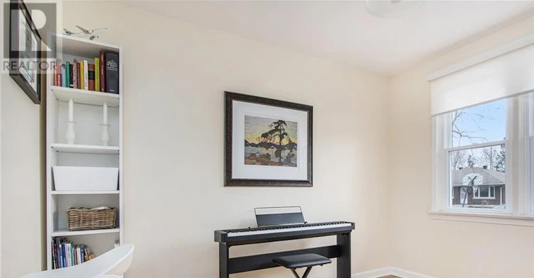 2012 Dorval Avenue, Ottawa, ON, K1G 2N8 - 13