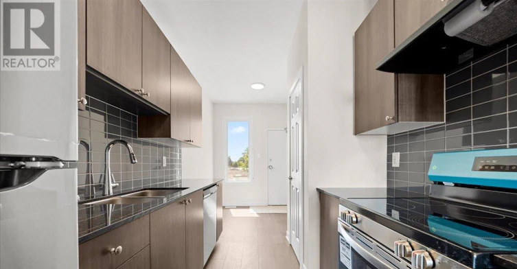241 Lamarche Avenue, Ottawa, ON, K1W 0M5 - 7