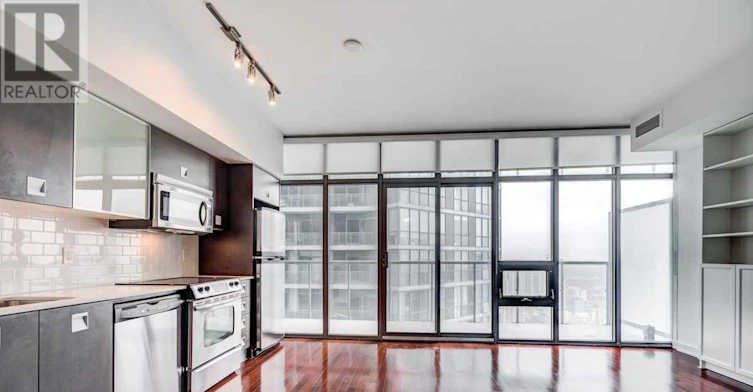 3702-33 Charles Street E, Toronto, ON, M4Y 0A2