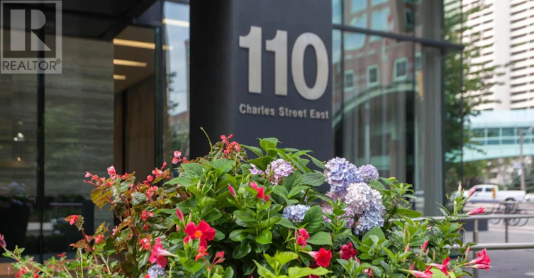 1907-110 Charles Street E, Toronto, ON, M4Y 1T5 - 43