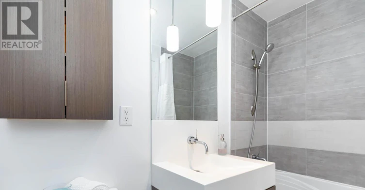 1907-110 Charles Street E, Toronto, ON, M4Y 1T5 - 20