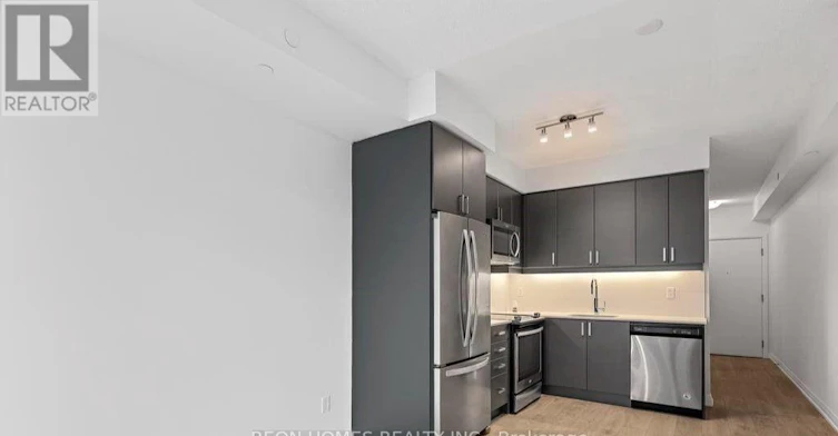 807-7895 Jane Street, Vaughan, ON, L4K 0K2 - 3
