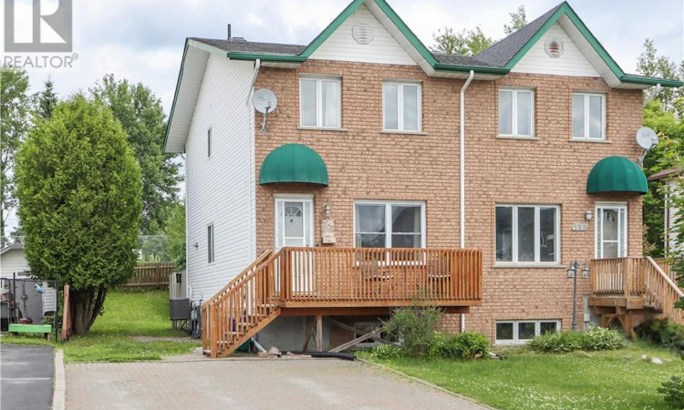 196 Benita Boulevard