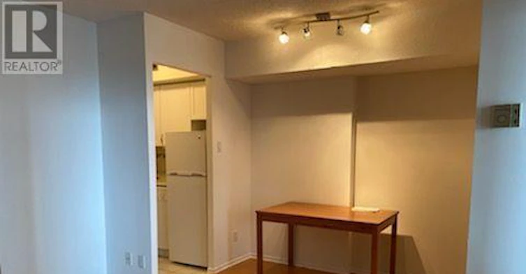 1905-55 Centre Avenue, Toronto, ON, M5G 1R4 - 7