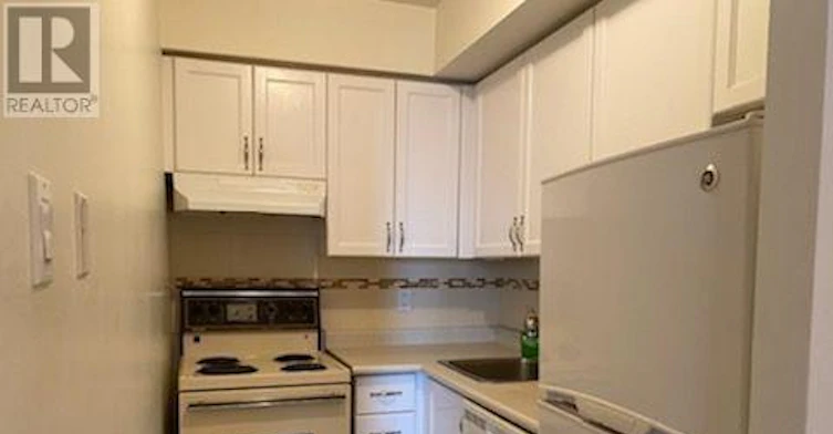 1905-55 Centre Avenue, Toronto, ON, M5G 1R4 - 8
