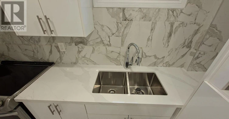 LOWER-225 Waverly Street S, Oshawa, ON, L1J 5V3 - 8