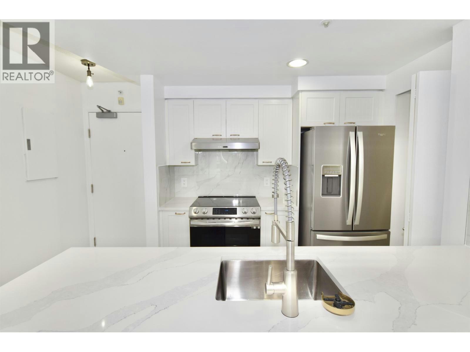 1609-1009 Expo Boulevard, Vancouver, BC, V6Z 2V9