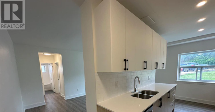 1-4 Wingreen Court, Toronto, ON, M3B 1B9 - 3