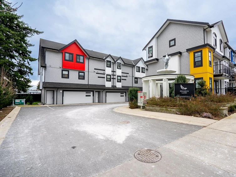 9-32160 Peardonville Road, Abbotsford, BC, V2T 0K4