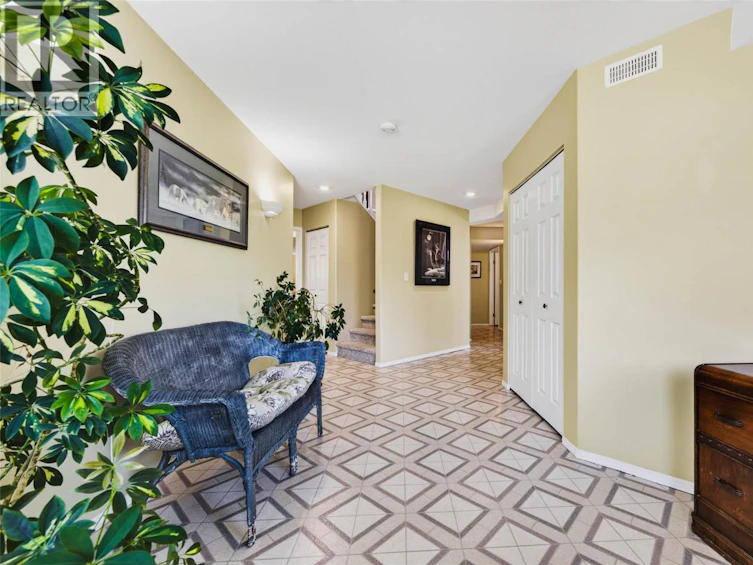 906 Observatory Street, Nelson, BC, V1L 4Z5 - 42