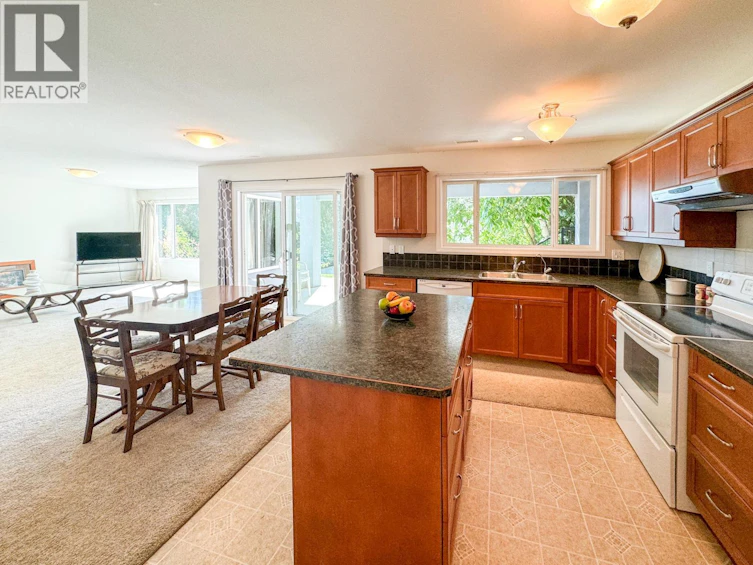 8503 Kingfisher Drive, Osoyoos, BC, V0H 1V1 - 21