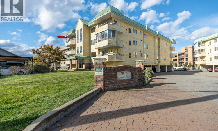 303-3595 Skaha Lake Road