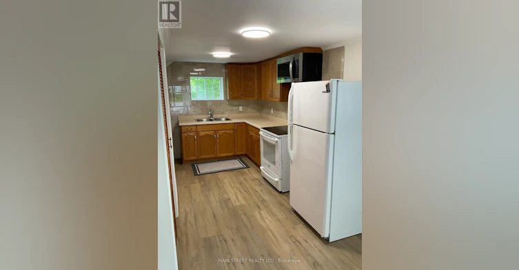 MAIN FLOOR-161 Charlotte Street, Newmarket, ON, L3Y 3S7 - 2