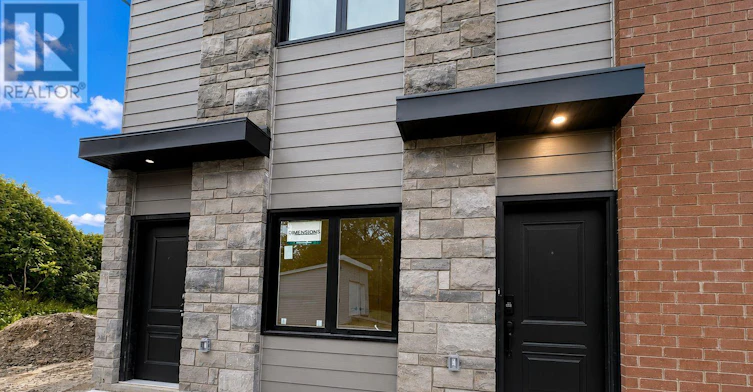 4-1089 Notre Dame Street, Russell, ON, K0A 1W0 - 2