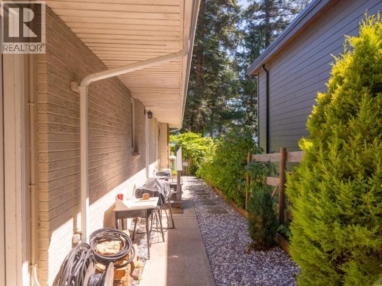 9081 Stager Road, Powell River, BC, V8A 0H6 - 74