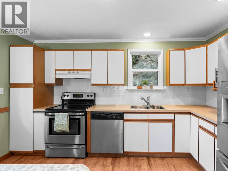 9664 Keithley Road, West Kelowna, BC, V1T 7Z3 - 14