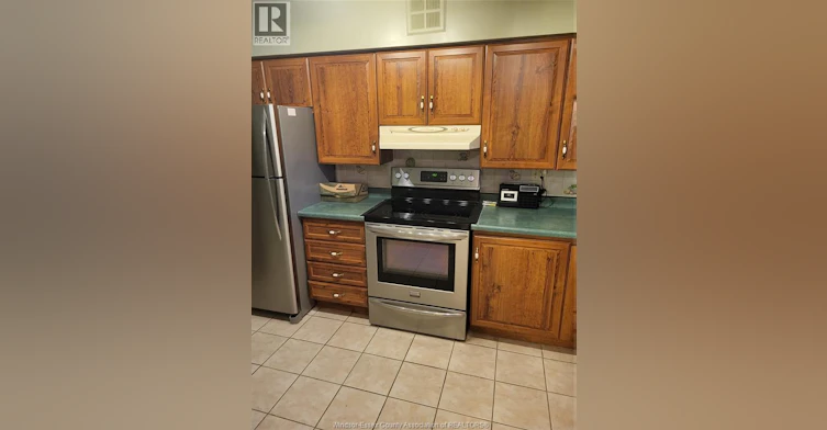 1707-75 Riverside Drive East, Windsor, ON, N9A 7C4 - 7
