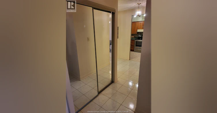 1707-75 Riverside Drive East, Windsor, ON, N9A 7C4 - 4