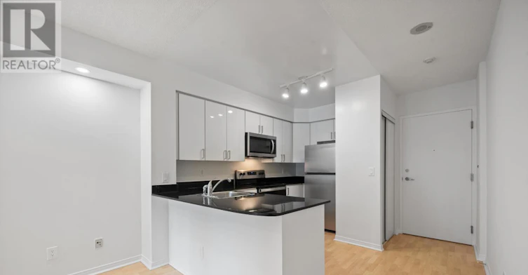 723-50 John Street, Toronto, ON, M5V 3T5 - 2