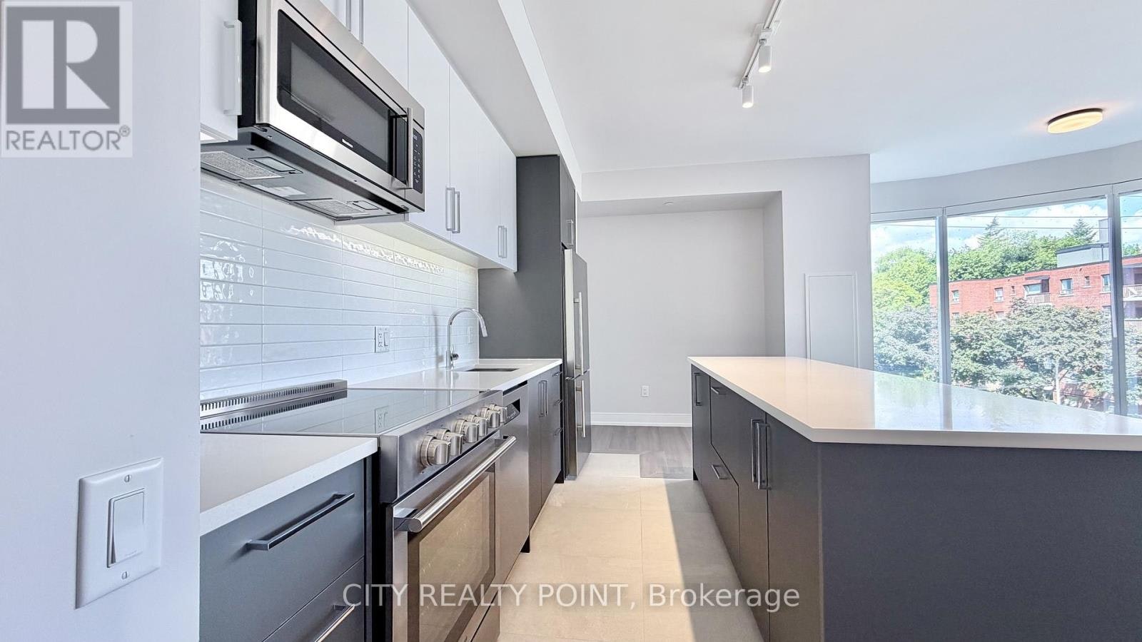 407-2525 Bathurst Street, Toronto, ON, M6B 2Y9 - 6
