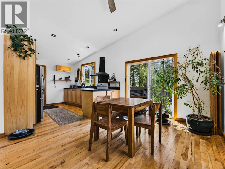 4602 Carlson East Road, Nelson, BC, V1L 6X3 - 46