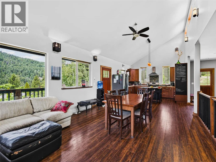 4602 Carlson East Road, Nelson, BC, V1L 6X3 - 11
