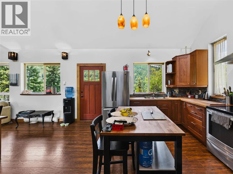 4602 Carlson East Road, Nelson, BC, V1L 6X3 - 7
