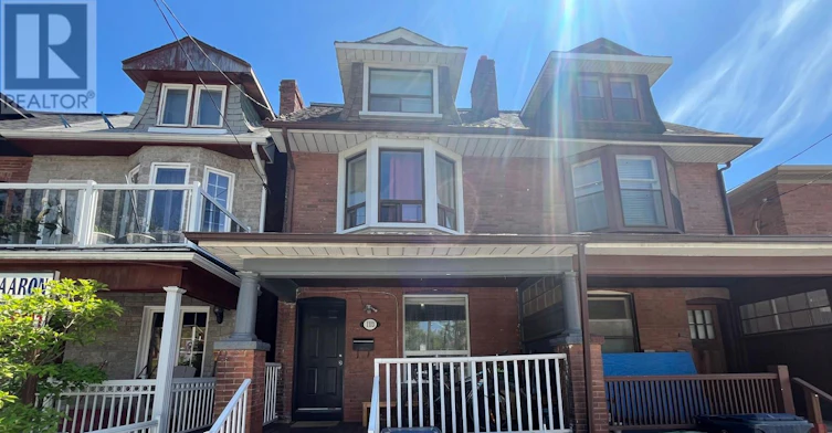 2-1113 Davenport Rd Road, Toronto, ON, M6G 2C3