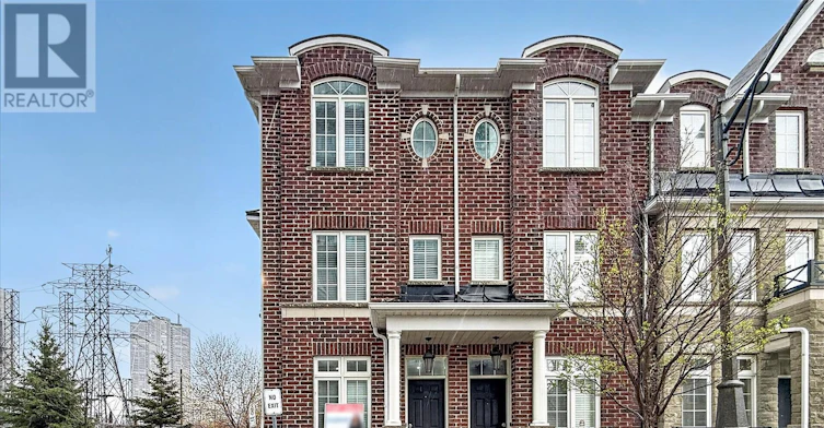 TH-95 Bsmt) 117a The Queensway Avenue, Toronto, ON, M6S 5B7